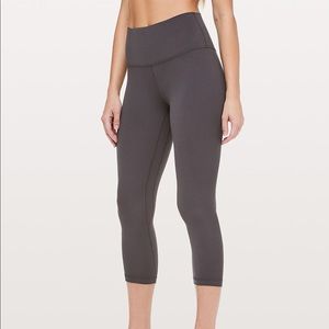 NWT Lululemon Grey Align Crop 21” Leggings Size 8